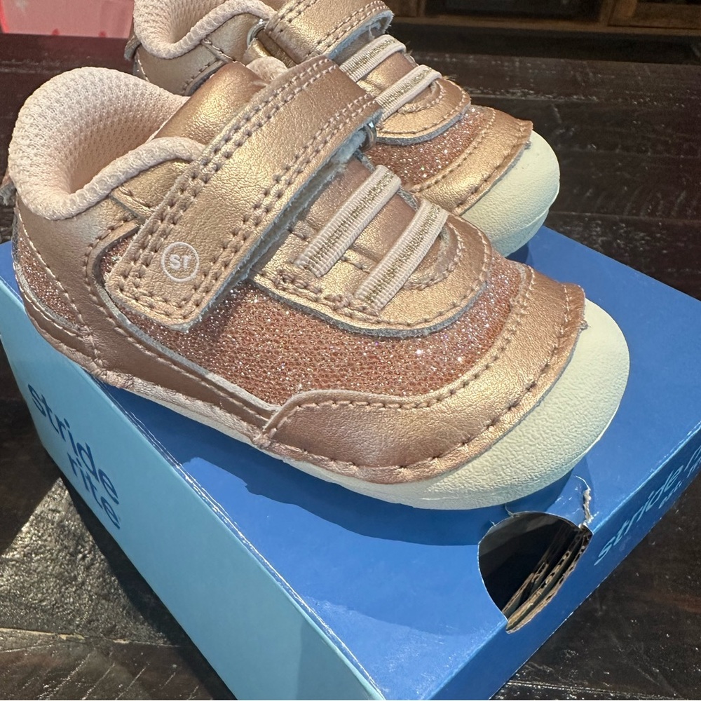 Stride Rite Sneakers (Baby) Size 3